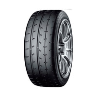 225/40  R18  Yokohama Advan A052 92Y